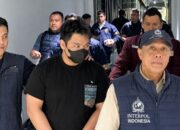Buronan Kasus PT ASLI RI Ditangkap Usai Tiba dari Singapura