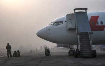 Kabut Asap Ganggu Penerbangan Bandara Tjilik Riwut