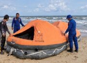 Warga Temukan Lima Liferaft KM Virgo di Perairan Seruyan