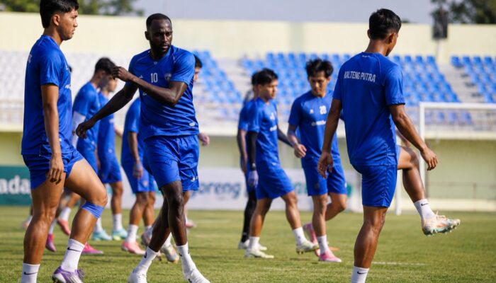 Isenmulang Kalteng FC Bidik Poin di Markas Arema