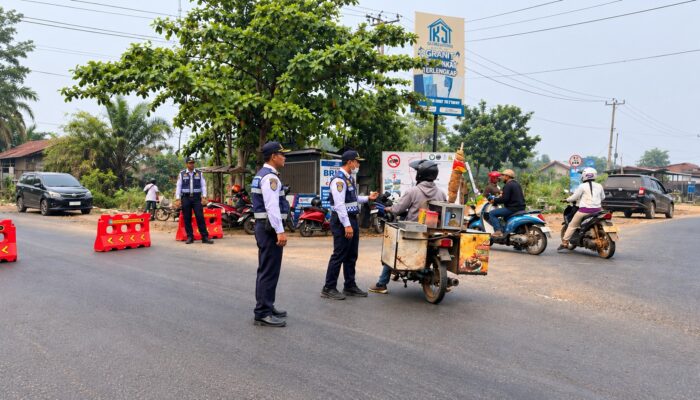 Rambu Minim dan Debu Dikeluhkan, Penataan Jalan Bandara Sampit Belum Tuntas